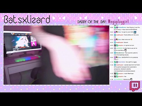 ❤️ ゲーマーがストリームをオフにするのを忘れて、生放送で潮を吹く ️ ポルノ ❌️❤